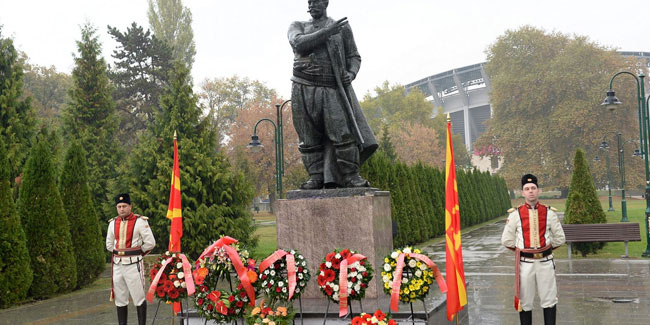 Подія 11 жовтня - День революції або День початку народного повстання проти фашизму в Республіці Македонія Подія 11 жовтня - День революції або День початку народного повстання проти фашизму в Республіці Македонія