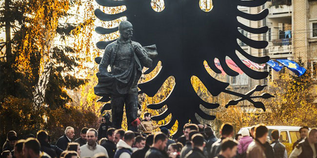 Подія 29 листопада - День звільнення в Албанії Подія 29 листопада - День звільнення в Албанії