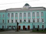 Житомирський державний університет ім. Івана Франка. 
 Житомир. 
 Параметры оригінала картинки 1024 X 768 
 314287 byte