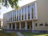 Полтавське Державне музичне училище. 
 Полтава. 
 Параметры оригінала картинки 1024 X 768 
 319660 byte