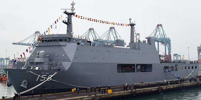 Подія 8 жовтня - День военно-морского флота Перу