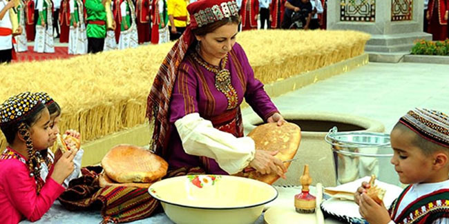 Подія 27 листопада - День врожаю в Туркменістані