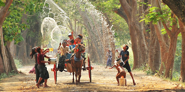 Подія 14 квітня - Фестиваль води в М'янмі