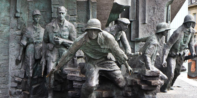 Подія 1 серпня - Національний день пам'яті Варшавського повстання в Польщі