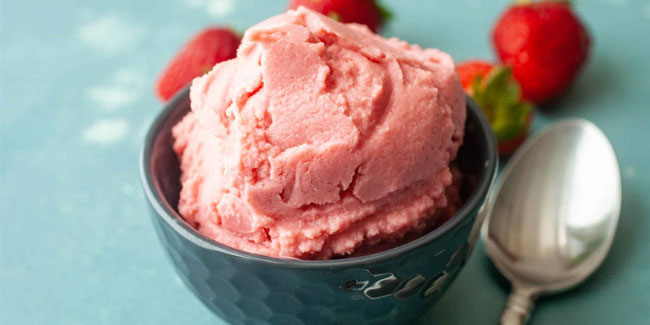 Подія 12 лютого - День замороженого йогурту в США