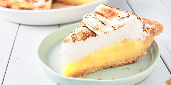 Подія 15 серпня - Національний день лимонного пирога-безе в США