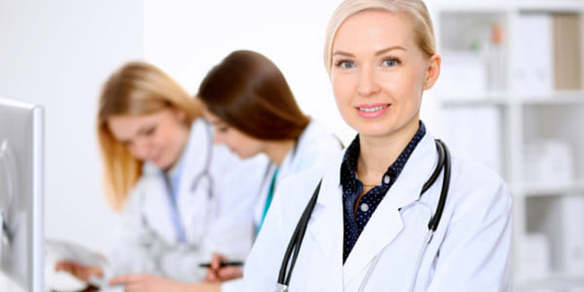 Подія 3 лютого - Національний день жінок лікарів в США
