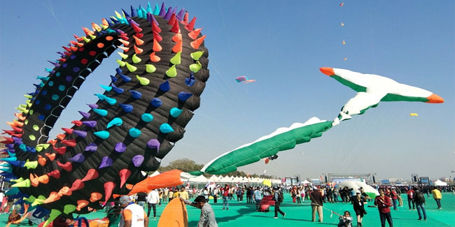 Подія 14 січня - Міжнародний фестиваль повітряних зміїв в Гуджараті, Індія