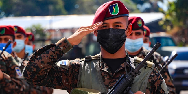 Подія 7 травня - День солдата у Сальвадорі